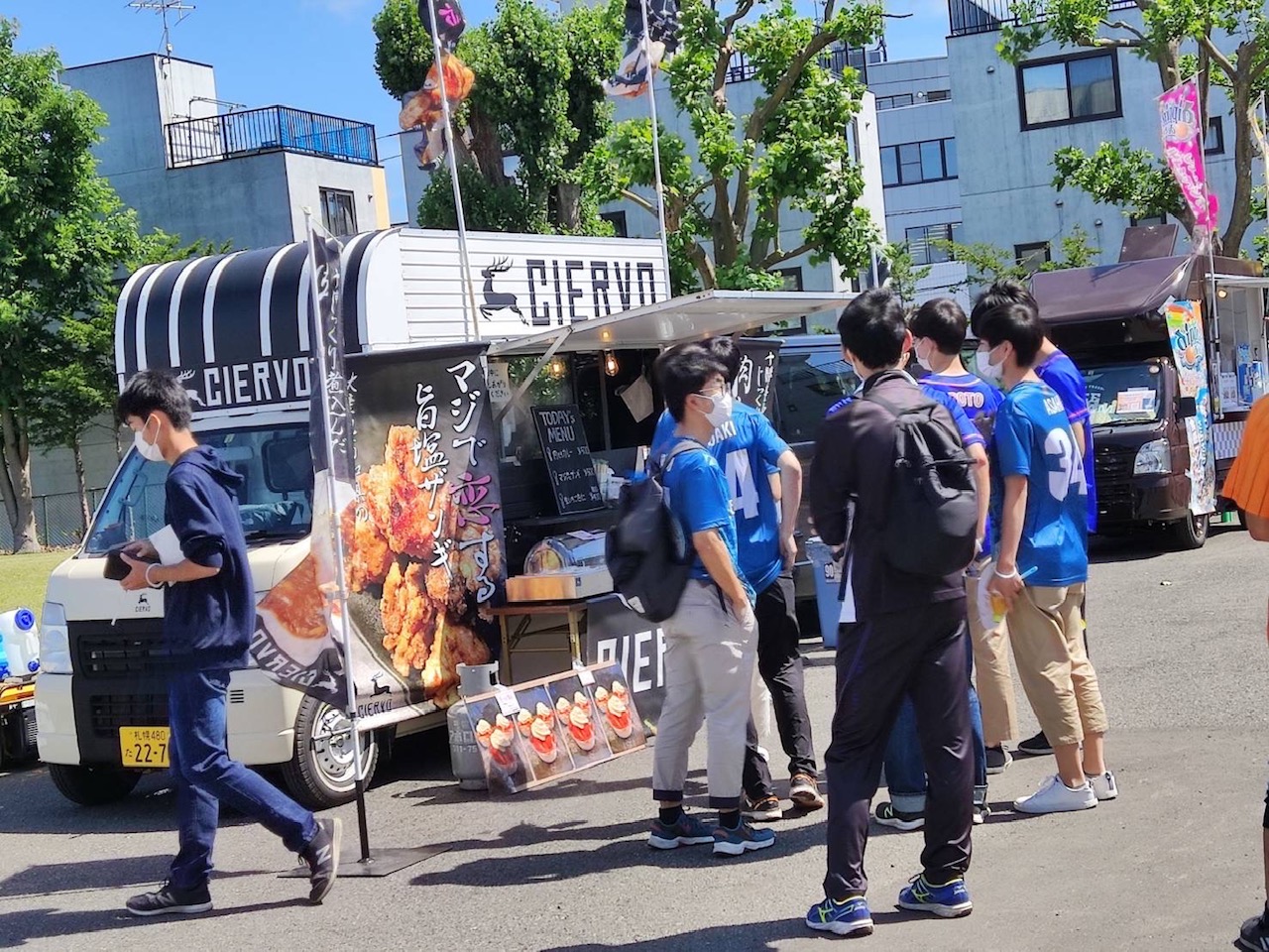 学生応援企画！】学校祭にキッチンカーを呼んでみませんか